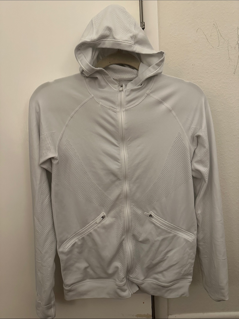 Lululemon Lightweight White Hooded Zip Jacket - women’s size 8